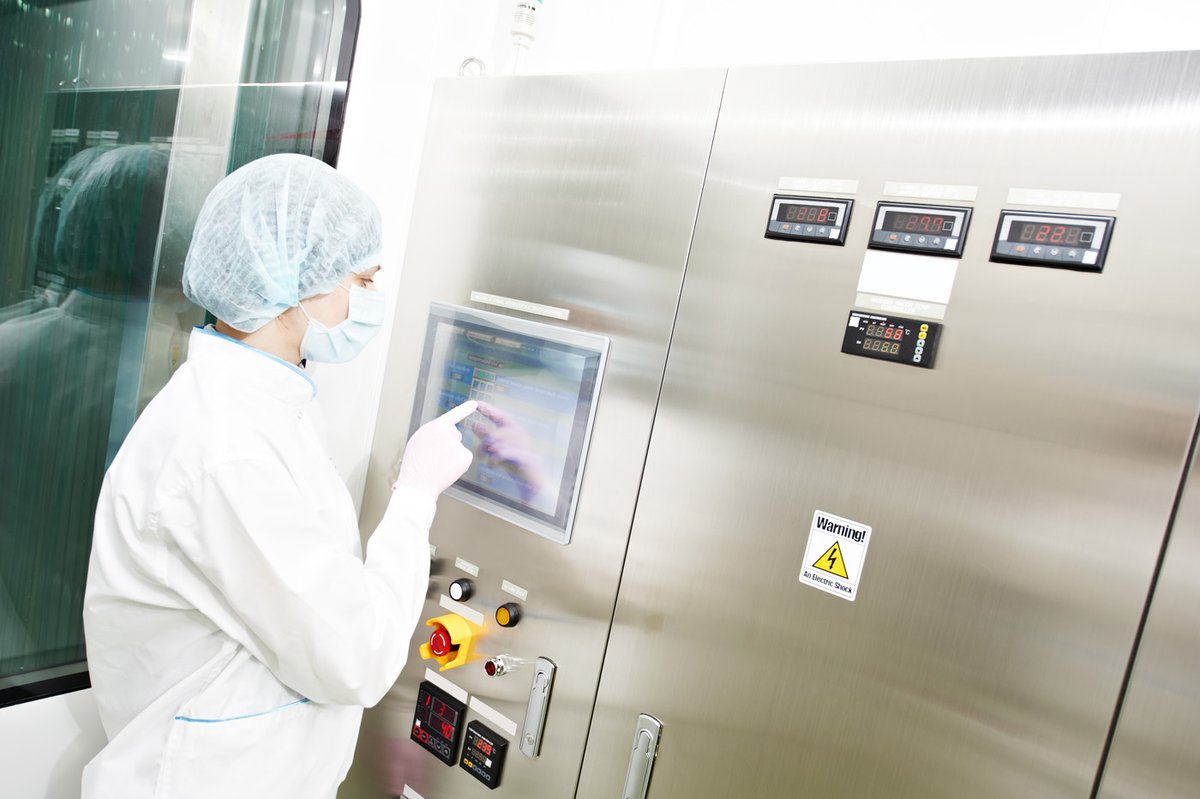 Centro de Control Farma en Cuarto Limpio Calificado